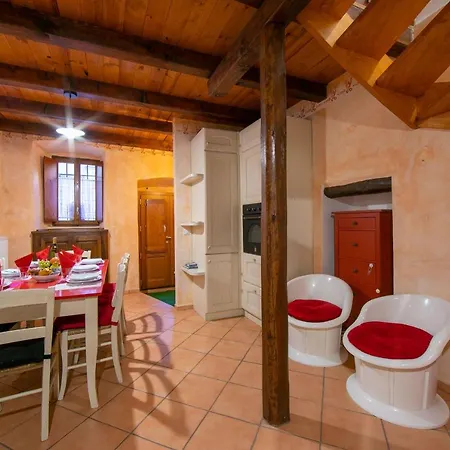 La Casa Del Mamao Holiday home Mergozzo